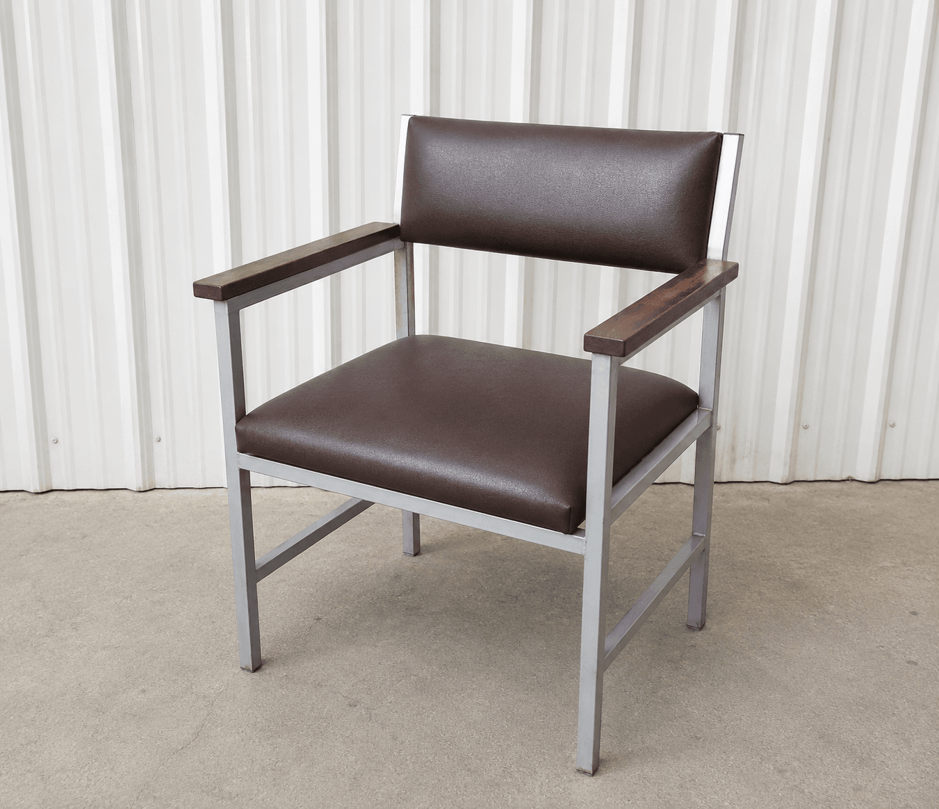 Corporate Office Desks & Tables